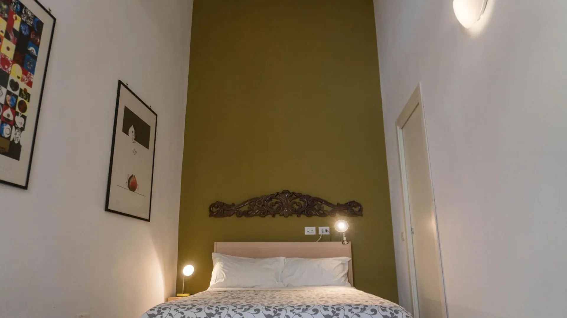 Apartment Green Chiaia Two Naples